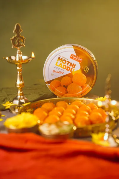Product Moment #9